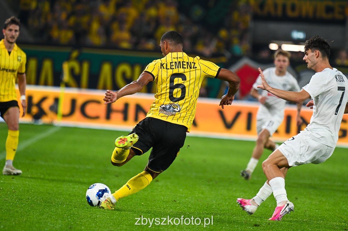 Gieksamsk-29